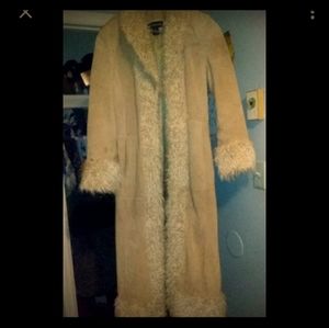 "*almost*4'0 ft"Professional leather jacket